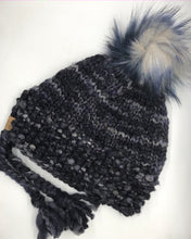 Load image into Gallery viewer, Navy Caracol Beanie