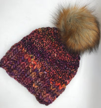 Load image into Gallery viewer, Red Caracol Beanie